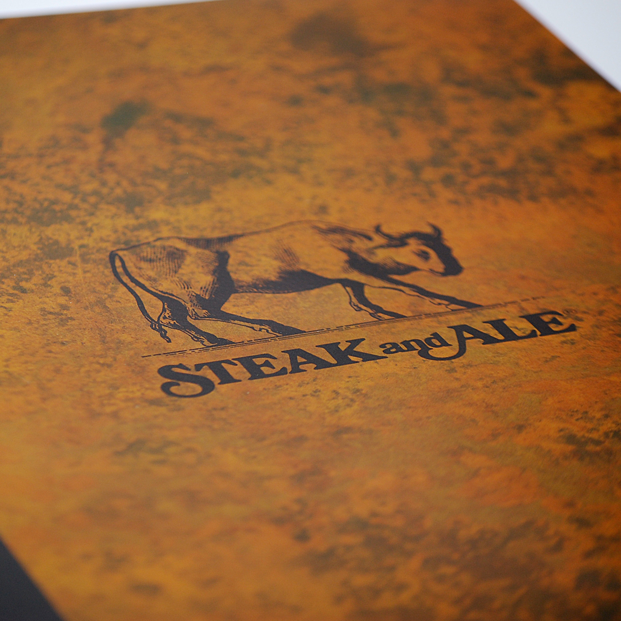 An image of Steak & Ale's lunch menu design